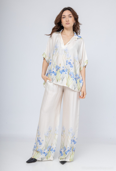 Wholesaler Max & Enjoy (Vêtements) - Flowy blouse with floral print