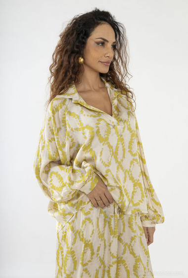 Wholesaler Max & Enjoy (Vêtements) - Printed blouse with silk
