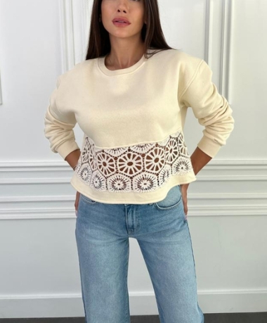 Grossiste MAXMILA PARIS - Sweatshirt avec détails en crochet