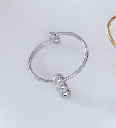 Wholesaler Eclat Paris - Thin silver ring with triple balls