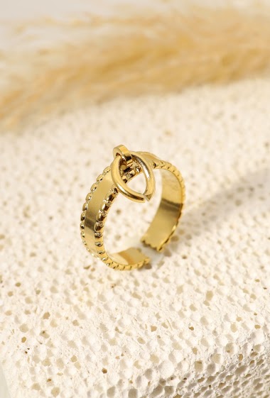 Wholesaler Eclat Paris - Golden ring with a pendant