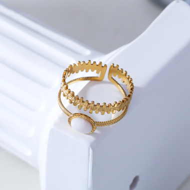 Wholesaler Eclat Paris - Double line gold ring with white pearl