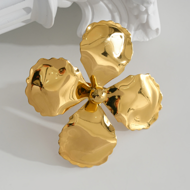 Wholesaler Eclat Paris - Large flower gold ring with 4 petals