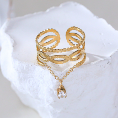 Wholesaler Eclat Paris - Gold multi line ring with dangling chain and rhinestones