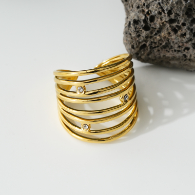 Wholesaler Eclat Paris - Gold multi-line ring with rhinestones