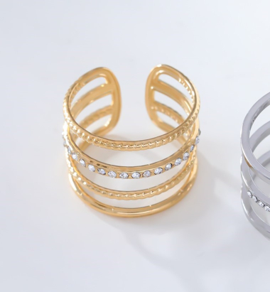 Wholesaler Eclat Paris - Gold quadruple lines ring with rhinestones
