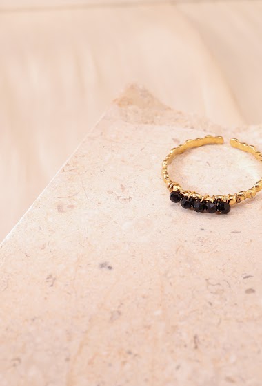 Wholesaler Eclat Paris - Single gold ring with black pearls