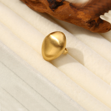 Wholesaler Eclat Paris - Domed Brushed Gold Ring