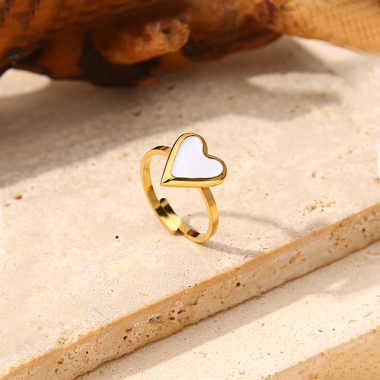 Wholesaler Eclat Paris - Golden Line Ring with Mother-of-Pearl Heart