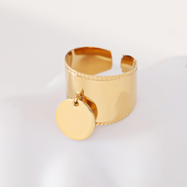 Wholesaler Eclat Paris - Thick golden ring with pendant