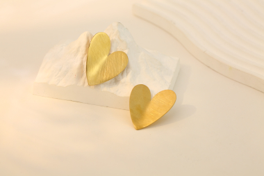 Wholesaler Eclat Paris - Brushed Heart Earrings