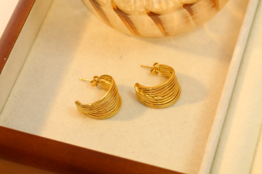 Wholesaler Eclat Paris - Gold Half Hoop Earrings