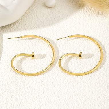 Wholesaler Eclat Paris - Golden G earrings