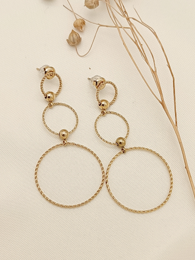 Wholesaler Eclat Paris - Golden triple dangling circles earrings