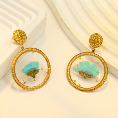 Wholesaler Eclat Paris - Gold Circle Earrings with Blue Flower