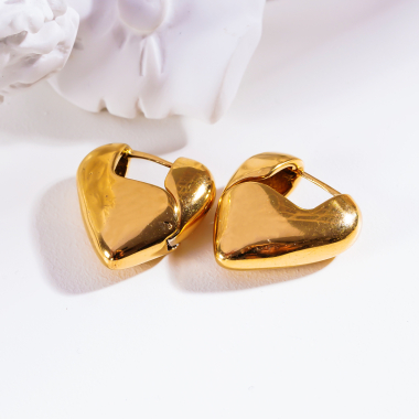 Wholesaler Eclat Paris - Gold chunky heart hoop earrings