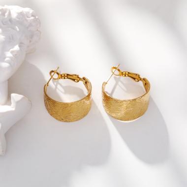 Wholesaler Eclat Paris - Chunky gold hoop earrings