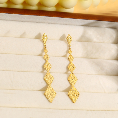 Wholesaler Eclat Paris - Gold earrings with diamond hanging line