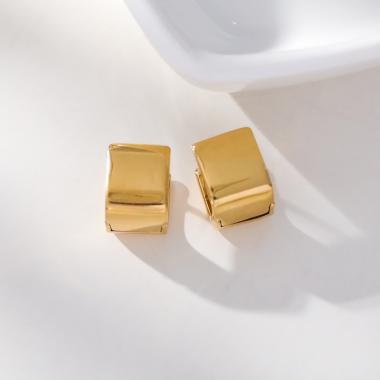 Grossiste Eclat Paris - Boucles d'oreilles dorées mini créoles carrées