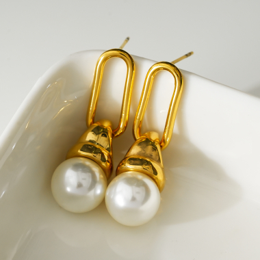 Wholesaler Eclat Paris - Gold oval earrings with pearl pendant