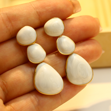 Großhändler Eclat Paris - Weiße Emaille-Ohrringe aus Gold