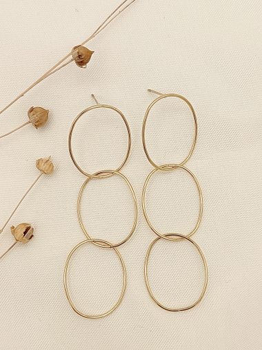 Wholesaler Eclat Paris - Gold triple oval earrings
