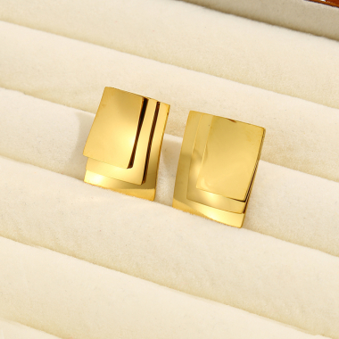 Wholesaler Eclat Paris - Gold Triple Rectangle Earrings