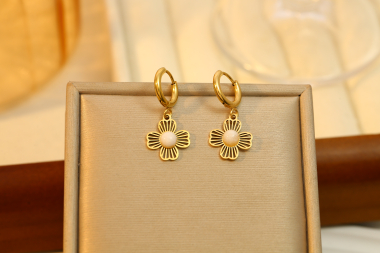 Wholesaler Eclat Paris - Mini hoop earrings with clovers and white stones