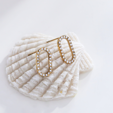 Wholesaler Eclat Paris - Oval earrings with rhinestones