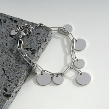 Grossiste Eclat Paris - Bracelet argenté maille avec multi disques pendants