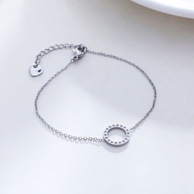 Grossiste Eclat Paris - Bracelet chaîne argentée avec cercle