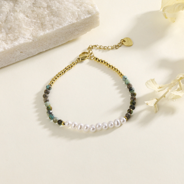 Wholesaler Eclat Paris - Chain bracelet with pearl and green stones