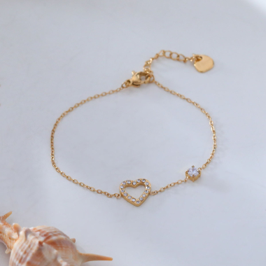 Grossiste Eclat Paris - Bracelet chaîne cœur en strass avec strass
