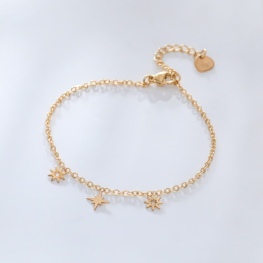 Grossiste Eclat Paris - Bracelet chaîne dorée avec 3 étoiles