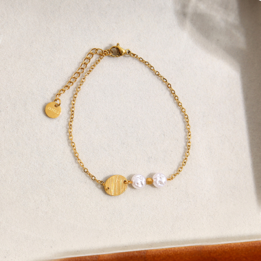 Grossiste Eclat Paris - Bracelet chaîne dorée avec perle