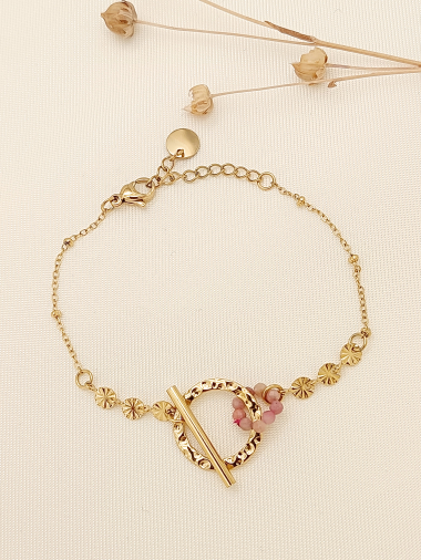 Wholesaler Eclat Paris - Gold chain bracelet with pink stones and hammered clasp