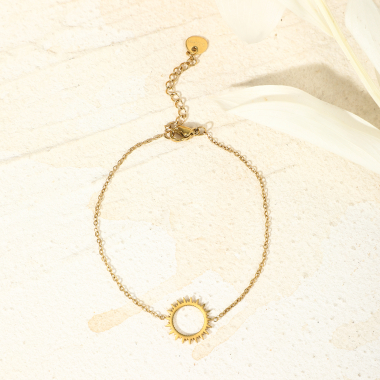 Wholesaler Eclat Paris - Golden chain bracelet with sun