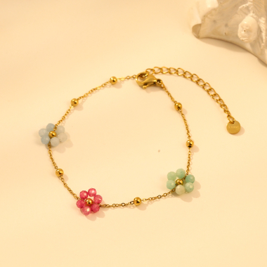 Grossiste Eclat Paris - Bracelet chaîne dorée avec triple fleur en pierres naturelles multicolores