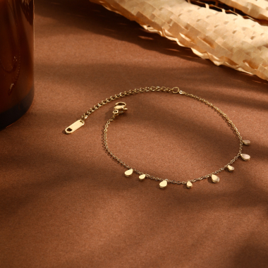 Grossiste Eclat Paris - Bracelet chaîne dorée mini pendentifs gouttes