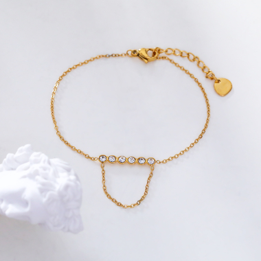 Grossiste Eclat Paris - Bracelet chaîne dorée strass et chaîne pendante