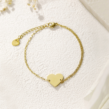 Wholesaler Eclat Paris - Gold plate heart bracelet asymmetrical chain