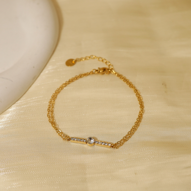 Grossiste Eclat Paris - Bracelet double chaîne dorée avec barre en strass