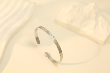 Wholesaler Eclat Paris - Adjustable Hammered Silver Bangle Bracelet