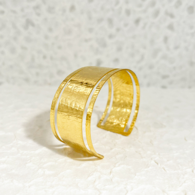 Wholesaler Eclat Paris - Wide adjustable hammered gold bangle bracelet