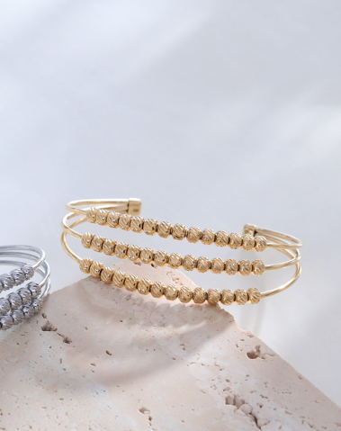 Wholesaler Eclat Paris - Golden triple line and ball bangle bracelet