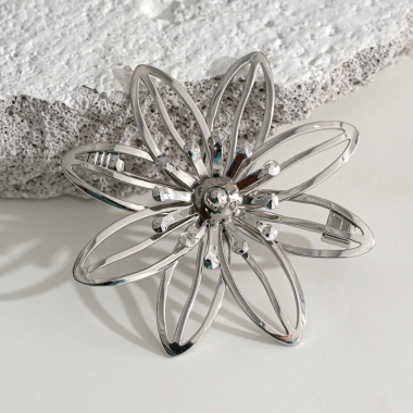 Wholesaler Eclat Paris - Silver flower brooch