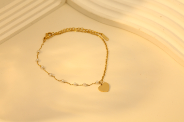 Wholesaler Eclat Paris - Asymmetrical gold anklet with heart and faux pearl