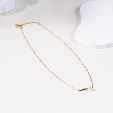 Grossiste Eclat Paris - Collier chaîne dorée avec 5 perles synthétiques