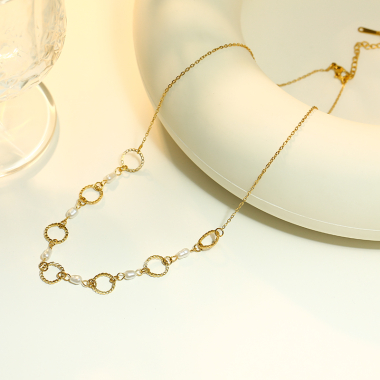Großhändler Eclat Paris - Goldene Halskette mit Perle und Ring