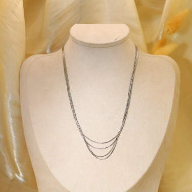Wholesaler Eclat Paris - Multiple silver chain necklace